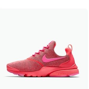 Nike Women’s Sneakers Air Presto in Hot Punch 8.5